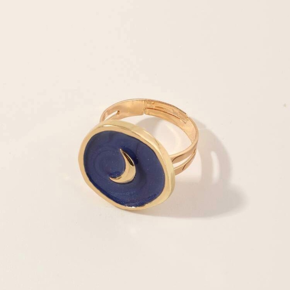 3/$30 💛 Moon Enamel Ring - Picture 4 of 4